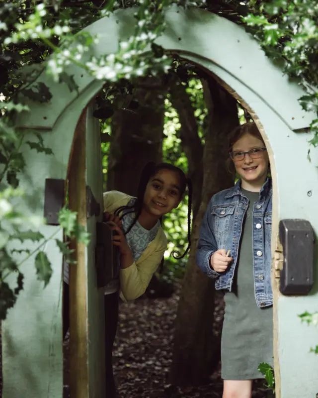 Step into the magic this Easter! ✨

Our Fairy Trail doors are opening wide for a weekend of wonder at Malahide Castle & Gardens! 🧚‍♂️

Join us for the Great Easter Escapade on April 20th & 21st – a magical bundle of family fun for just €12! 🐣

What’s included:
🎬 Movie Marquee (Secret Wings, Matilda, Chicken Little & more!)
🧚 Fairy Trail & Butterfly House entry
🚂 Family pass to the Model Railway Museum @casinomodelrailwaymuseum 

A perfect spring day out for little explorers and curious minds! 🌸

👉Book now at: https://malahidecastleandgardens.ie/the-great-easter-escapade/

#EasterAtMalahide #GreatEasterEscapade #FamilyDayOut #FairyTrail #ButterflyHouse #MalahideCastle #EasterEvents #ThingsToDoWithKids #VisitDublin #FamilyAdventures #EasterMagic #ModelRailwayMuseum #SpringVibes #IrishCastles #ExploreIreland #FamilyFunDay #LittleAdventurers