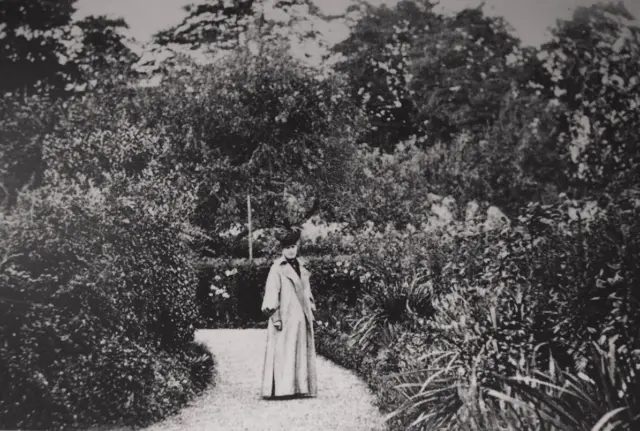 The Green Thumbs' Chronicles.🌱🌿 A little history never hurt nobody. 😉

When Richard Talbot lost his first wife in 1898, Malahide Castle fell quiet. A few years later, he met Isabel in England, and they married in 1901 before returning to the castle. 🌿

Lady Isabel Talbot loved restoring the rooms, sketching, writing, and - most of all - working in the gardens. She kept detailed diaries and letters about her life here, which still capture her passion for the castle and grounds today. ✍️🌸🥀

📍 Discover more of Lady Isabel’s story when you visit Malahide Castle & Gardens.

#MalahideCastle #IrishHistory #CastleGardens #DublinHeritage #Talbots #VisitDublin #LoveMalahide
