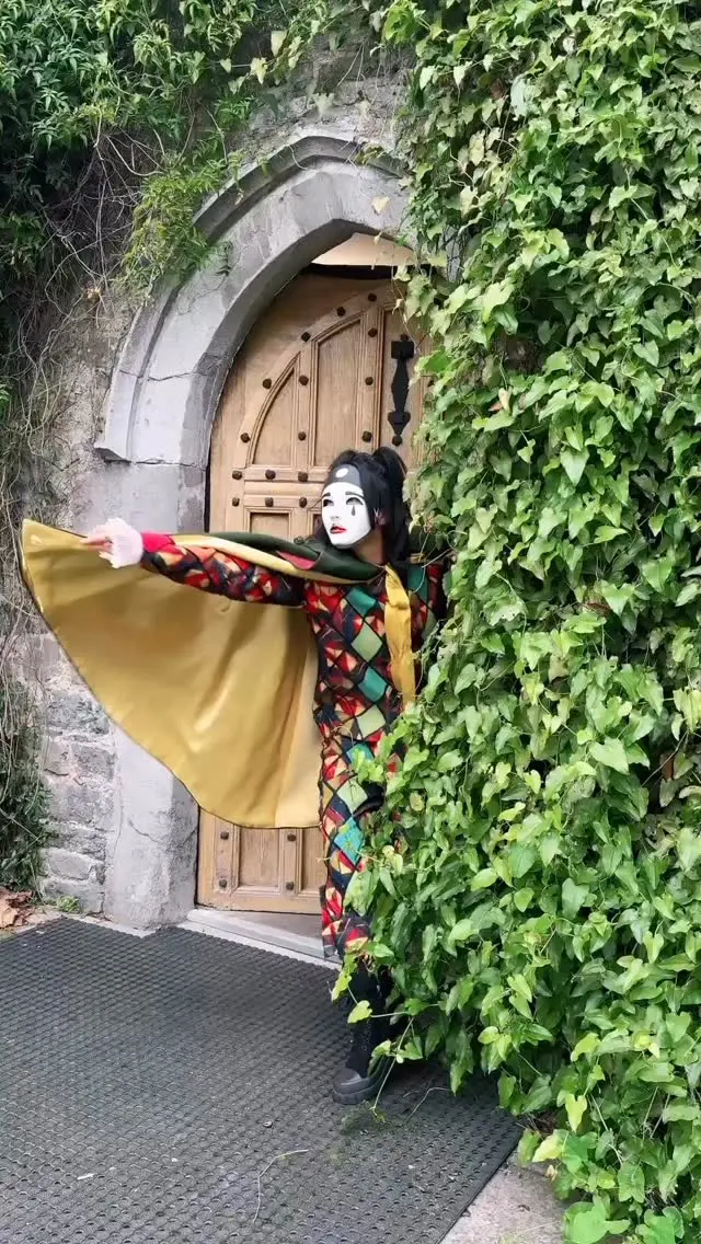 🌕 Somewhere inside Malahide Castle, the air grows colder…

🕯️ The traitor walks among them, and the truth is not what it seems.

👁️ The walls remember everything…

#ATraitorousTale #MalahideCastle #HalloweenAtTheCastle #MalahideCastleEvents #IrelandHomeOfHalloween #HauntedIreland #HalloweenExperience #IrishCastles #SpineTinglingStories #HauntedTales #GhostlyWhispers